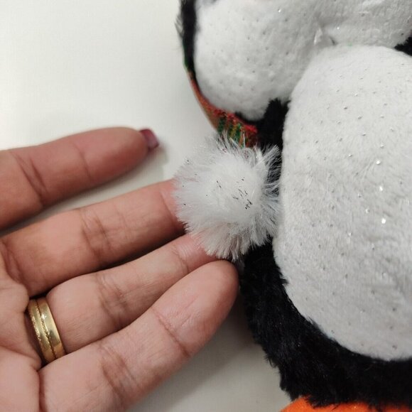TySilk Beanie Boos Cheer The Penguin Stuffed Animal Plush Toy 2021 Winter NO TAG - Picture 9 of 10